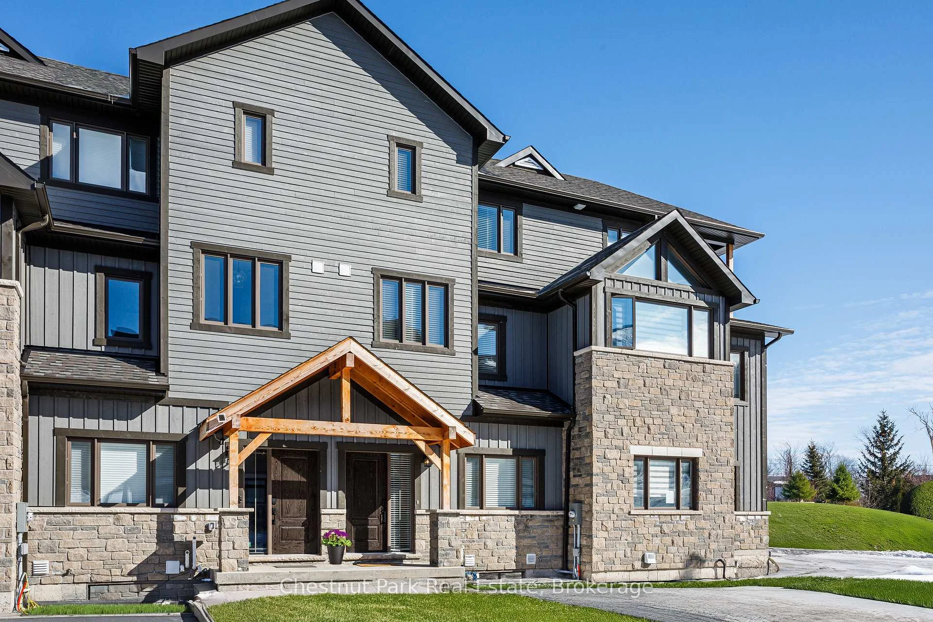 Front of Unit 10, 106 Alpine Springs Court
