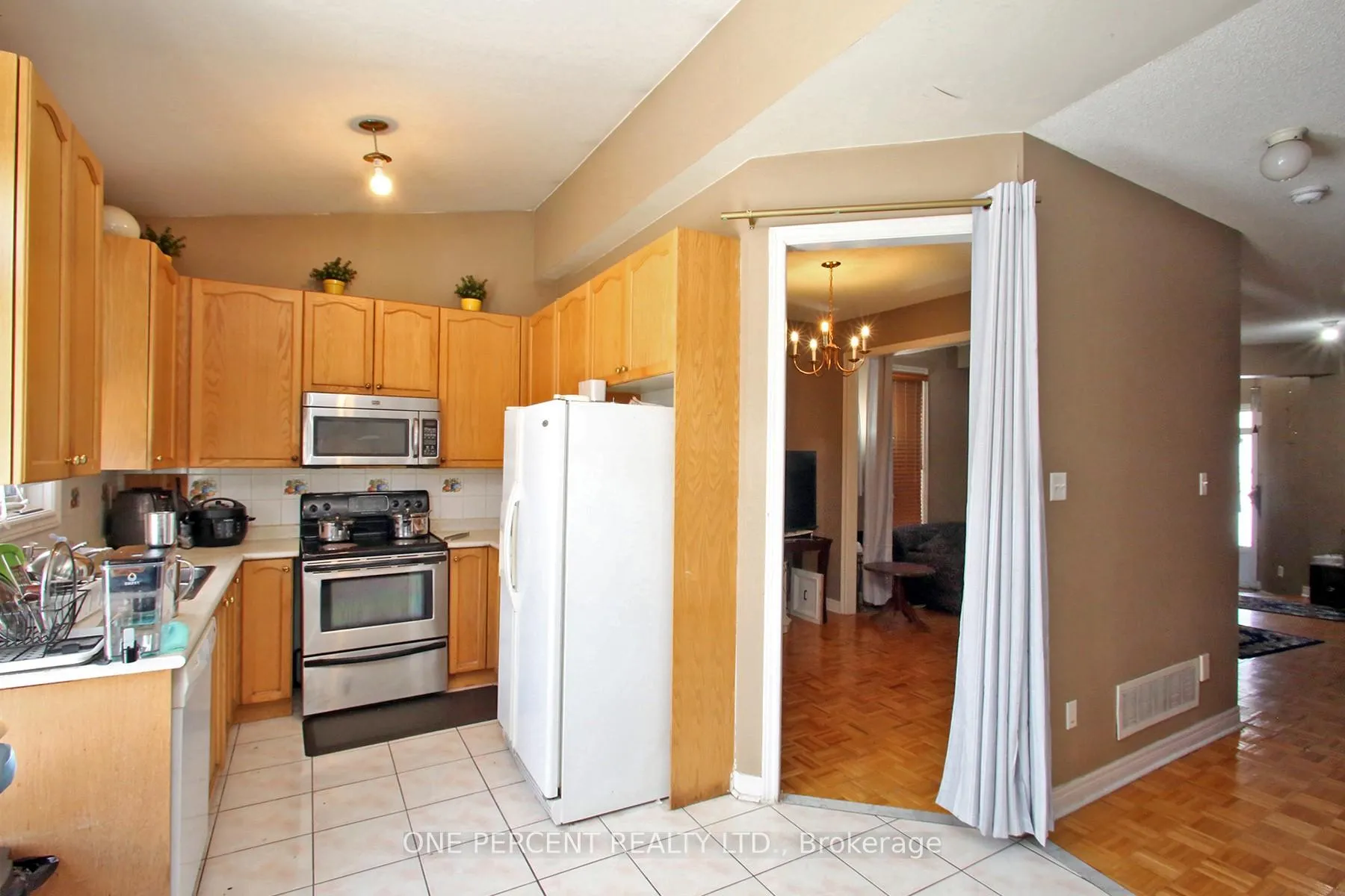Photo 6 of 15 Martree Crescent, Brampton, Madoc — HOMEH