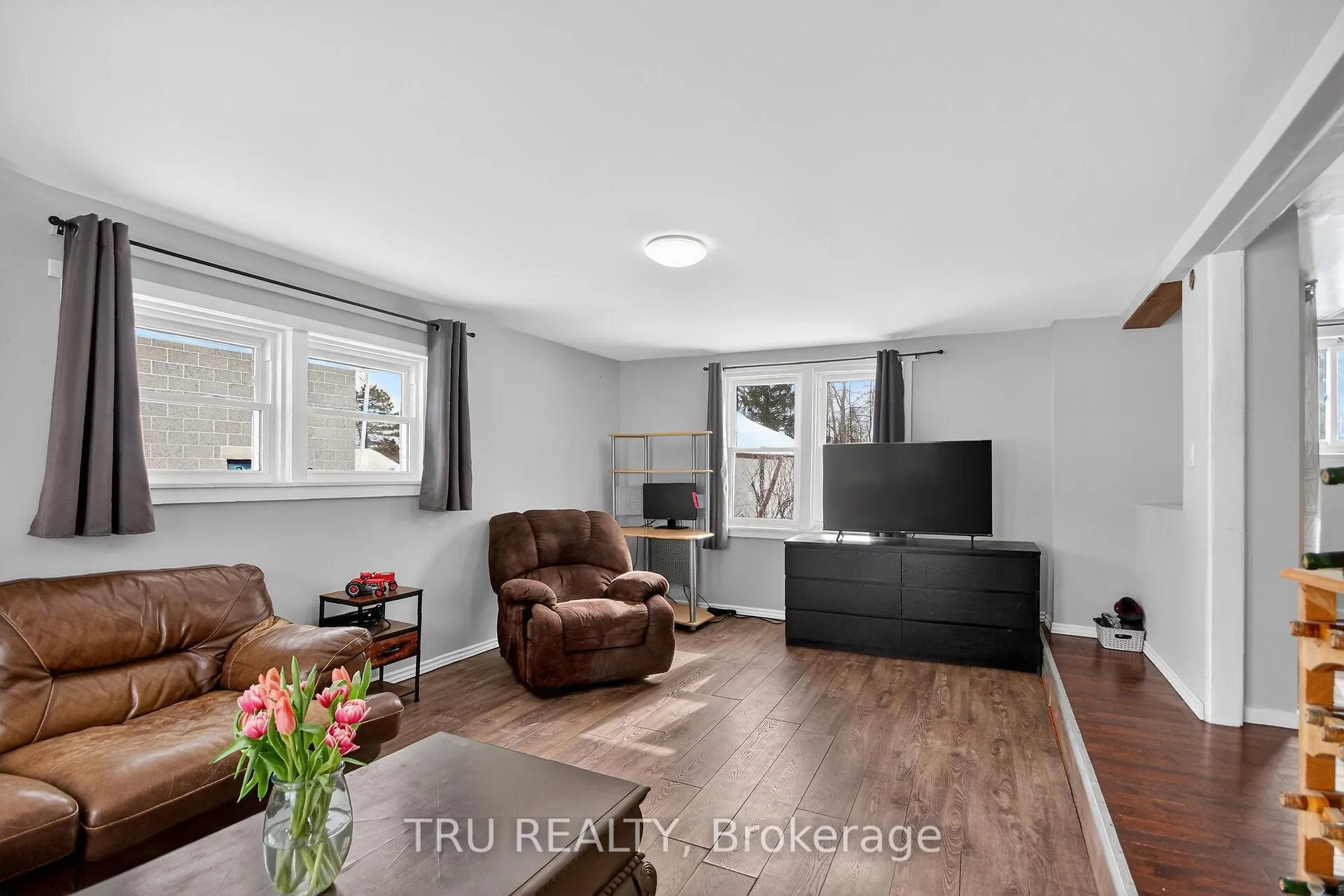 Photo 8 of 10492 Clark Road, North Dundas, North Dundas (Mountain) Twp — HOMEH