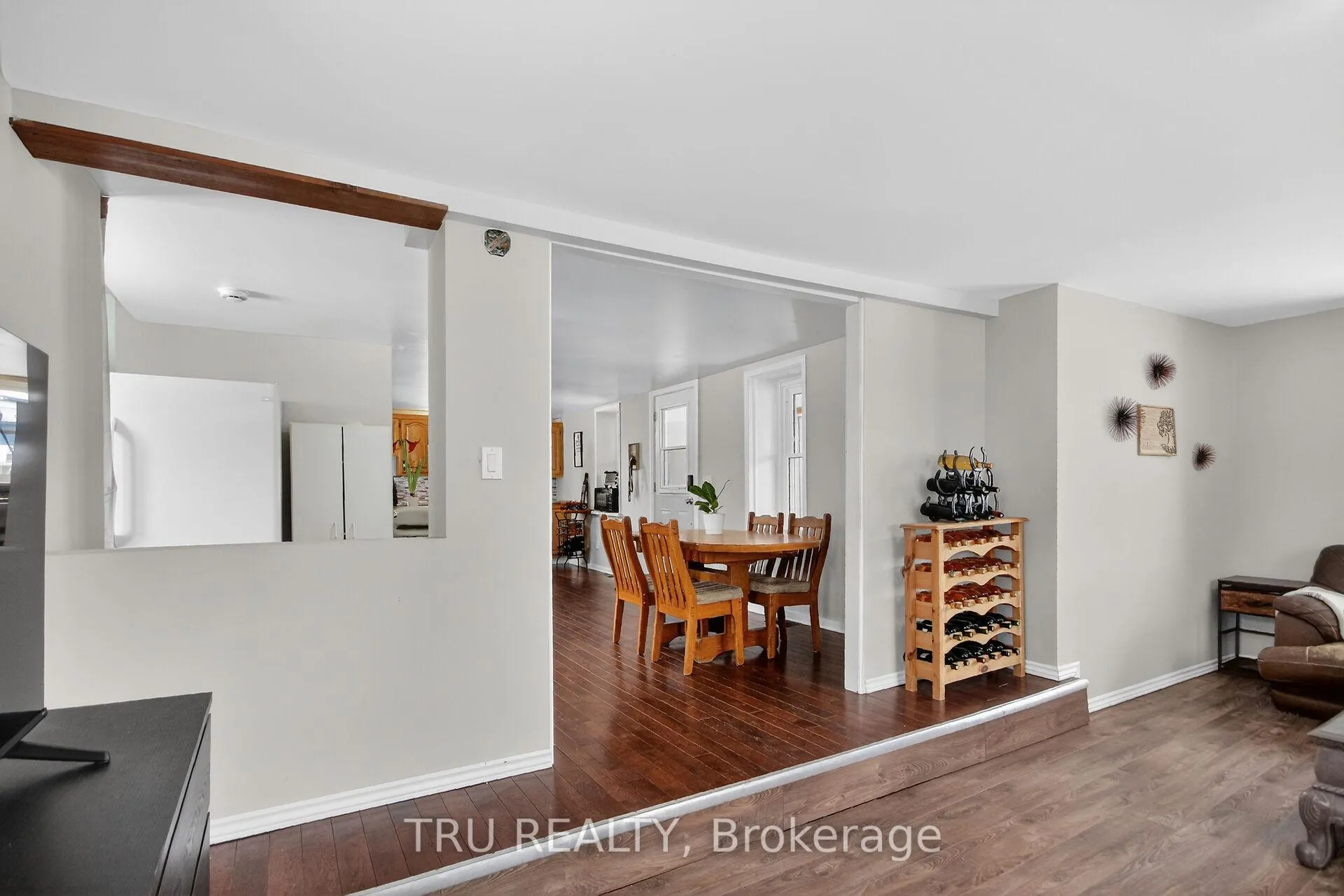 Photo 10 of 10492 Clark Road, North Dundas, North Dundas (Mountain) Twp — HOMEH