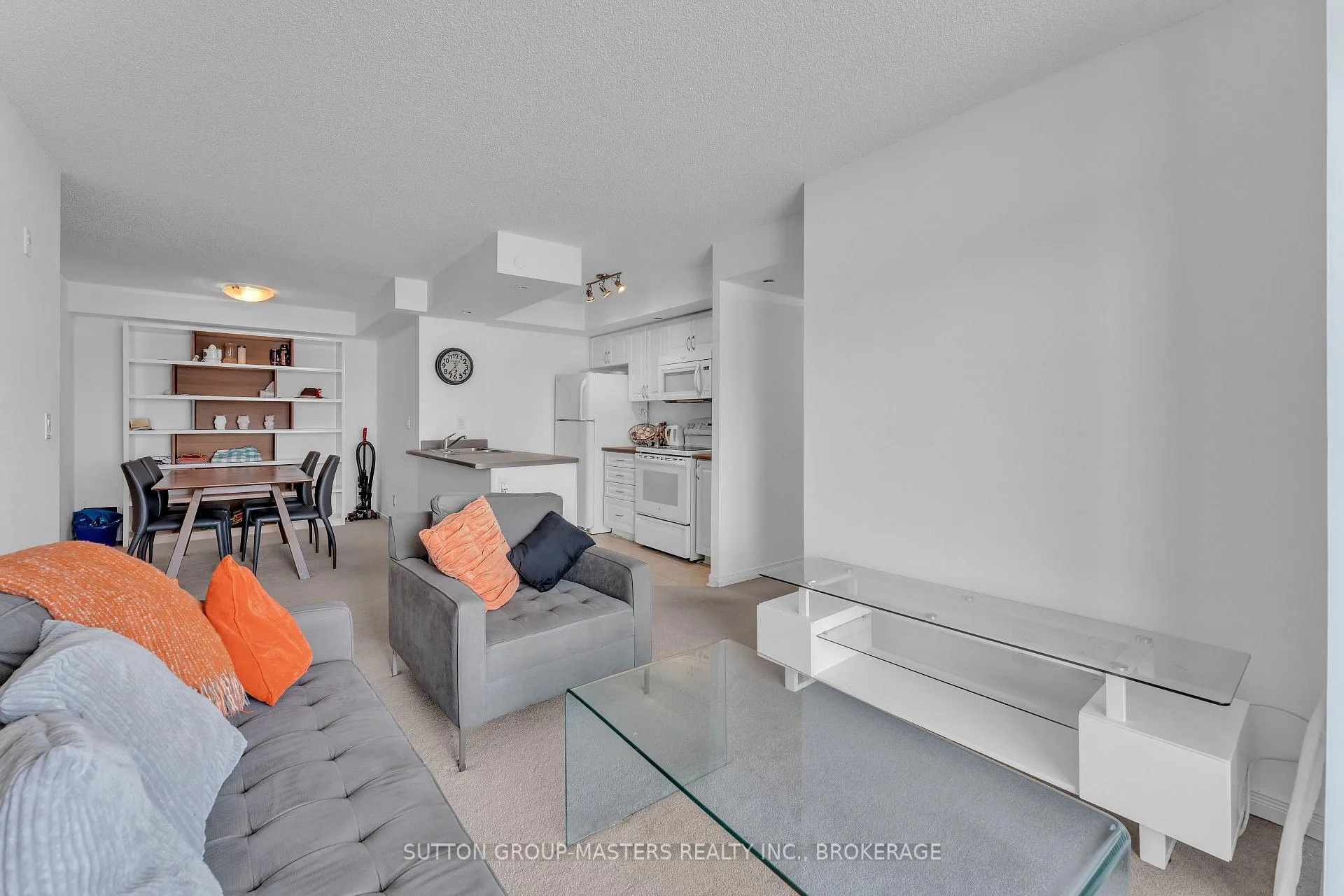 Photo 13 of Unit 506, 121 Queen Street, Kingston, East of Sir John A. Blvd — HOMEH