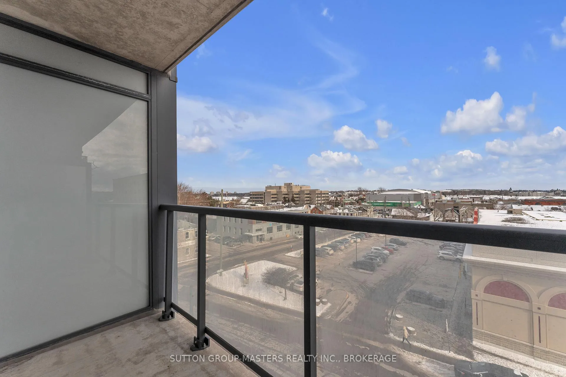 Photo 14 of Unit 506, 121 Queen Street, Kingston, East of Sir John A. Blvd — HOMEH