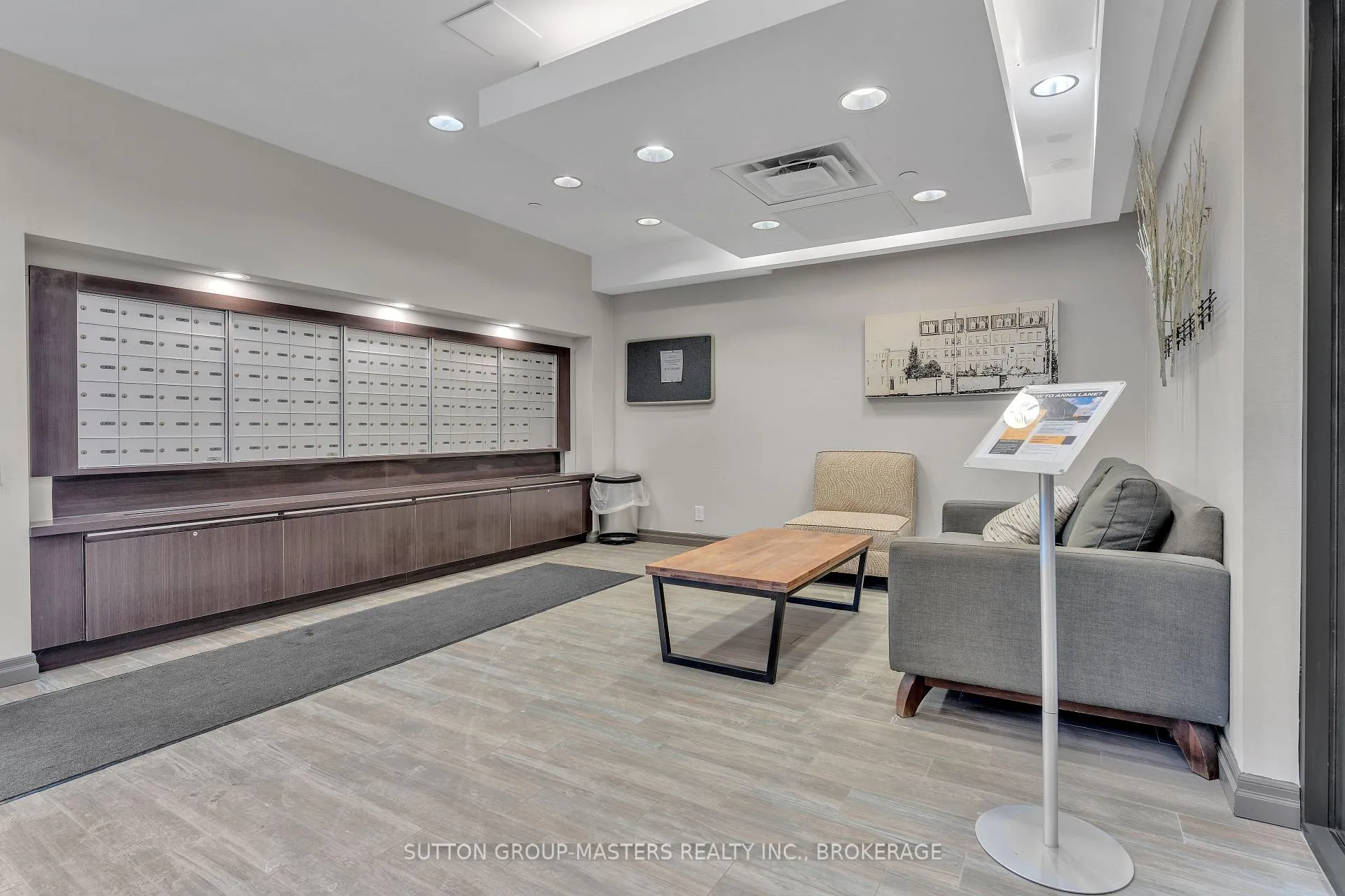 Photo 21 of Unit 506, 121 Queen Street, Kingston, East of Sir John A. Blvd — HOMEH