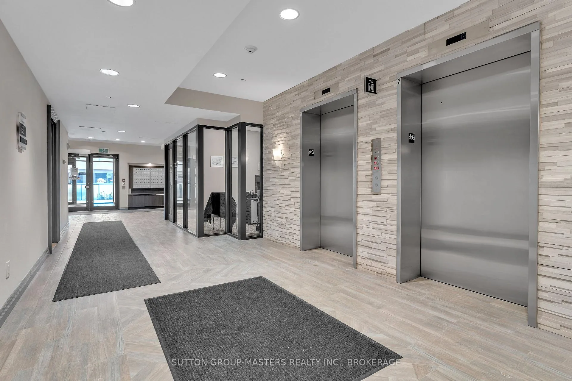 Photo 22 of Unit 506, 121 Queen Street, Kingston, East of Sir John A. Blvd — HOMEH
