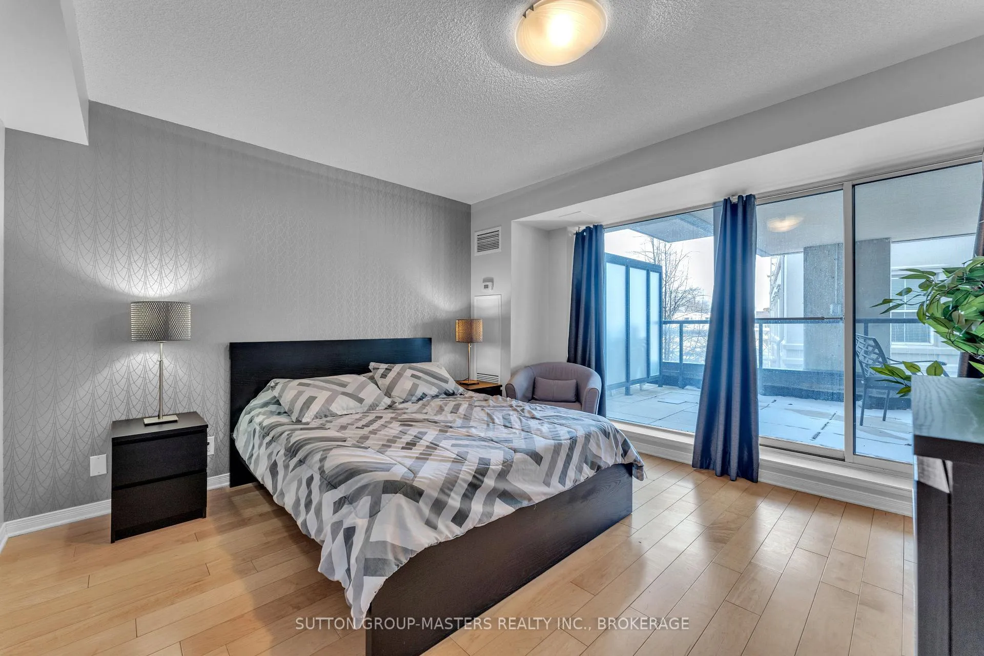 Photo 23 of Unit 506, 121 Queen Street, Kingston, East of Sir John A. Blvd — HOMEH