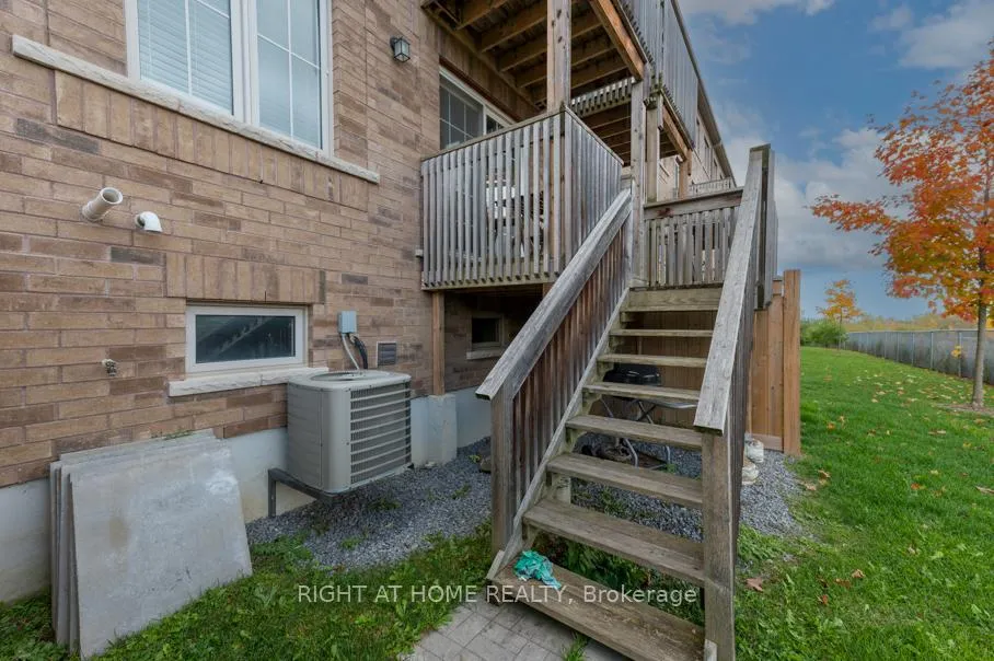 Photo 5 of 2506 Bromus Path N, Oshawa, Windfields — HOMEH