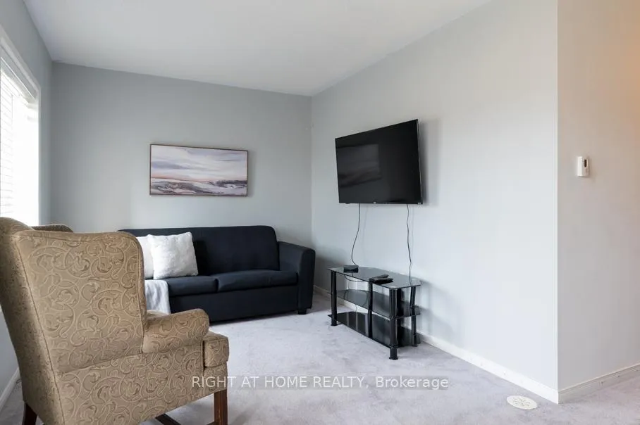 Photo 10 of 2506 Bromus Path N, Oshawa, Windfields — HOMEH