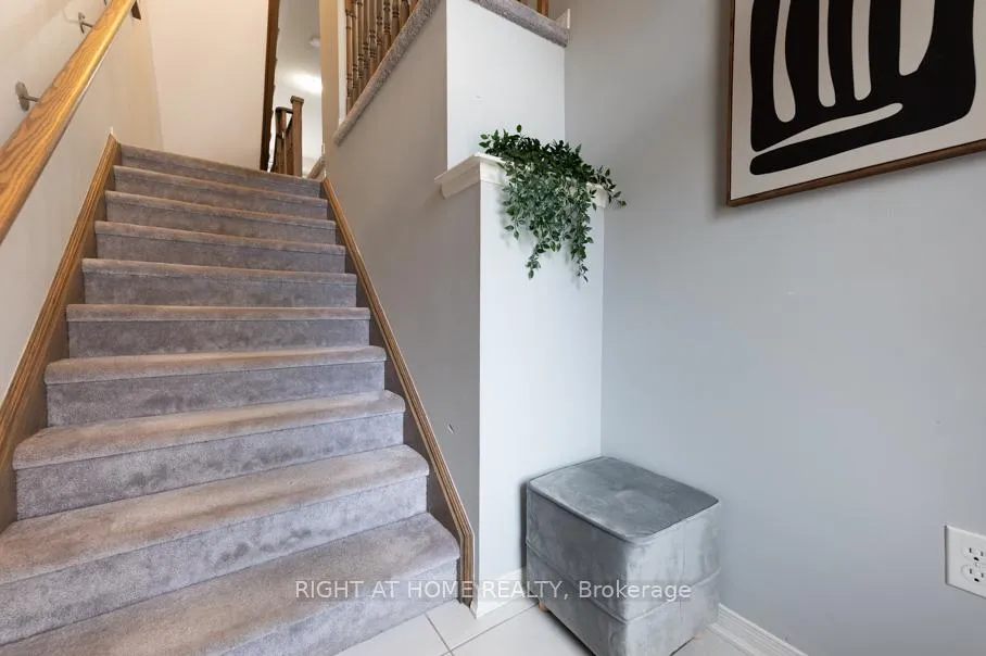 Photo 16 of 2506 Bromus Path N, Oshawa, Windfields — HOMEH