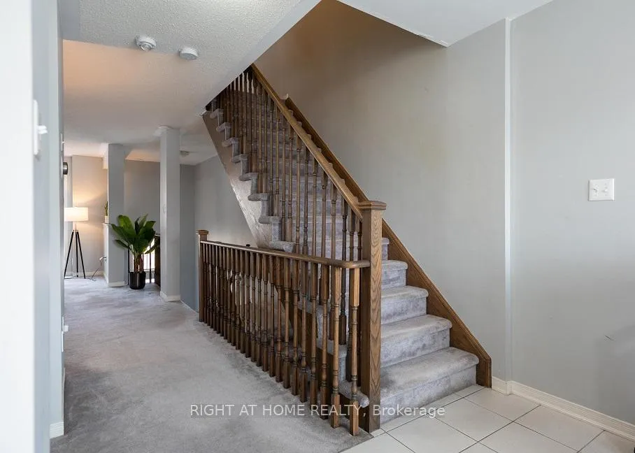 Photo 25 of 2506 Bromus Path N, Oshawa, Windfields — HOMEH