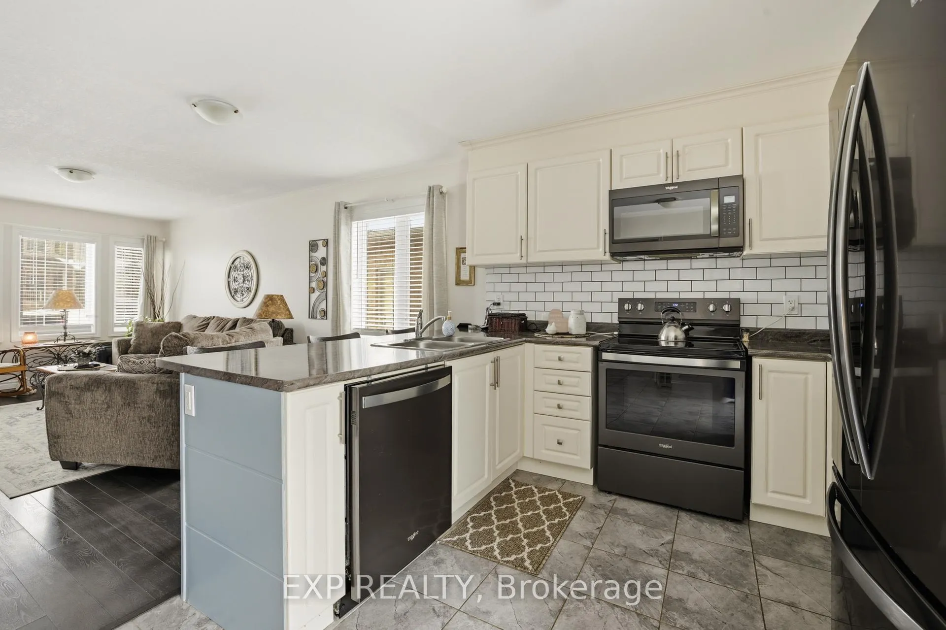 Photo 14 of 15 Irving Drive, Norwich, Norwich Town — HOMEH