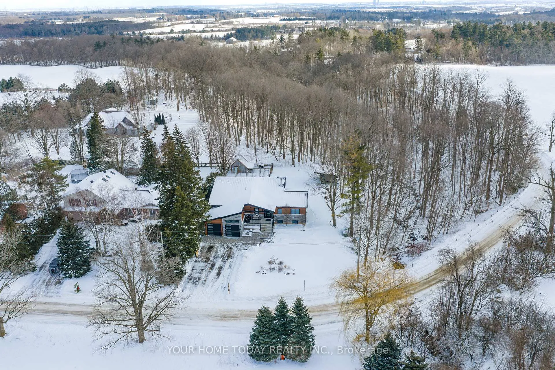 Photo 2 of 10735 Third Line, Halton Hills, Rural Esquesing — HOMEH