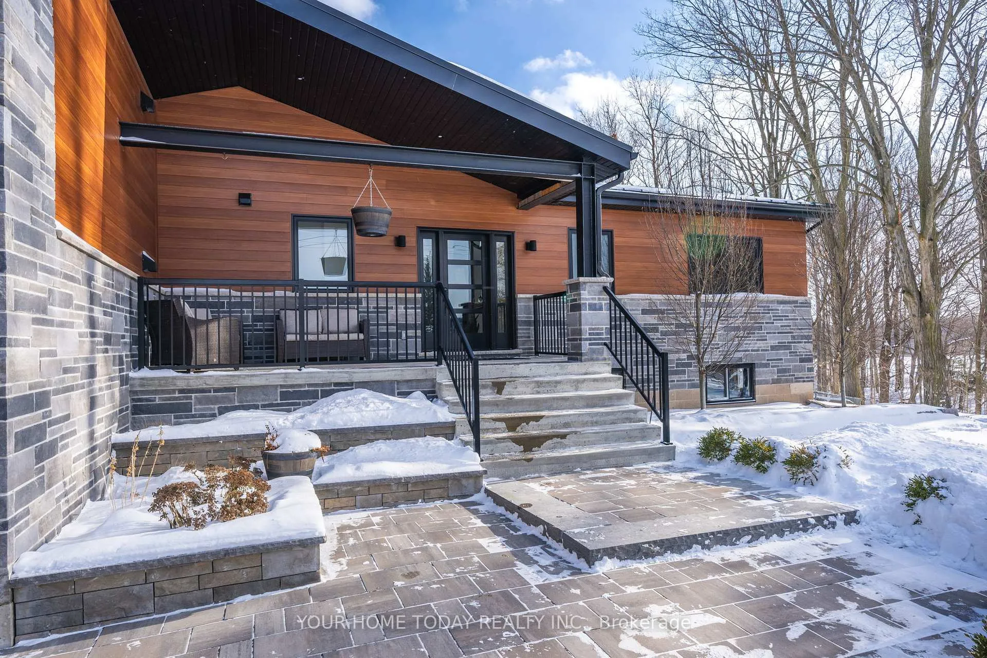 Photo 3 of 10735 Third Line, Halton Hills, Rural Esquesing — HOMEH