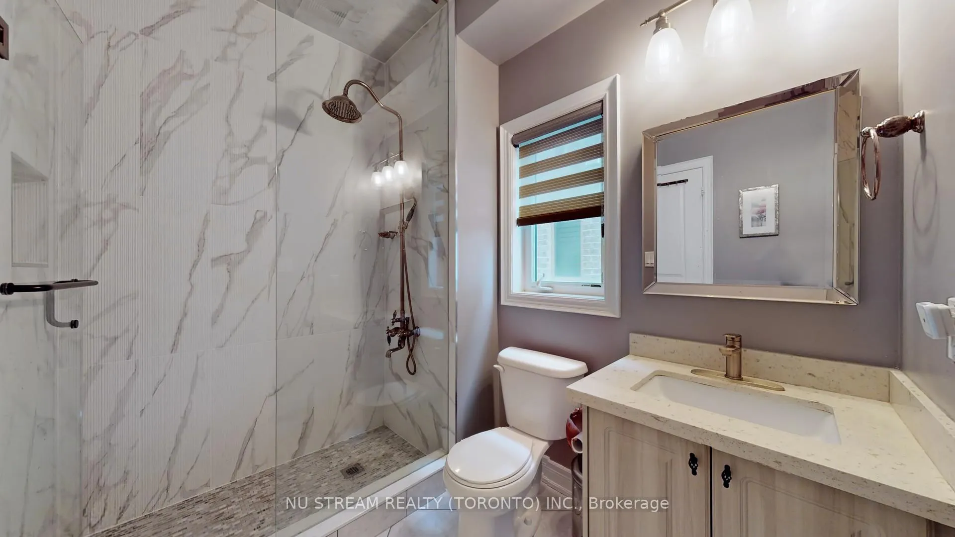 Photo 14 of 102 Beaconsfield Drive, Vaughan, Kleinburg — HOMEH