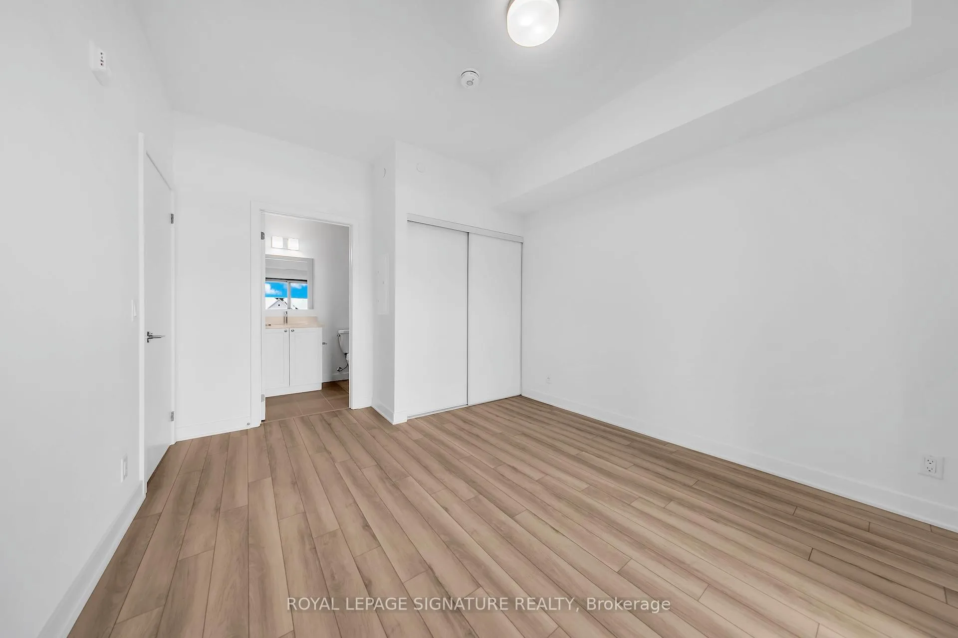 Photo 21 of Unit 327, 51 Clarington Boulevard, Clarington, Bowmanville — HOMEH