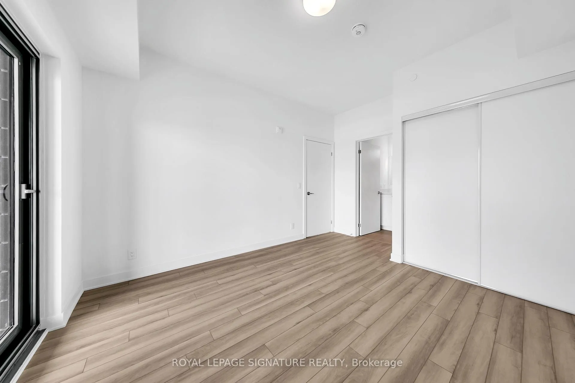 Photo 22 of Unit 327, 51 Clarington Boulevard, Clarington, Bowmanville — HOMEH