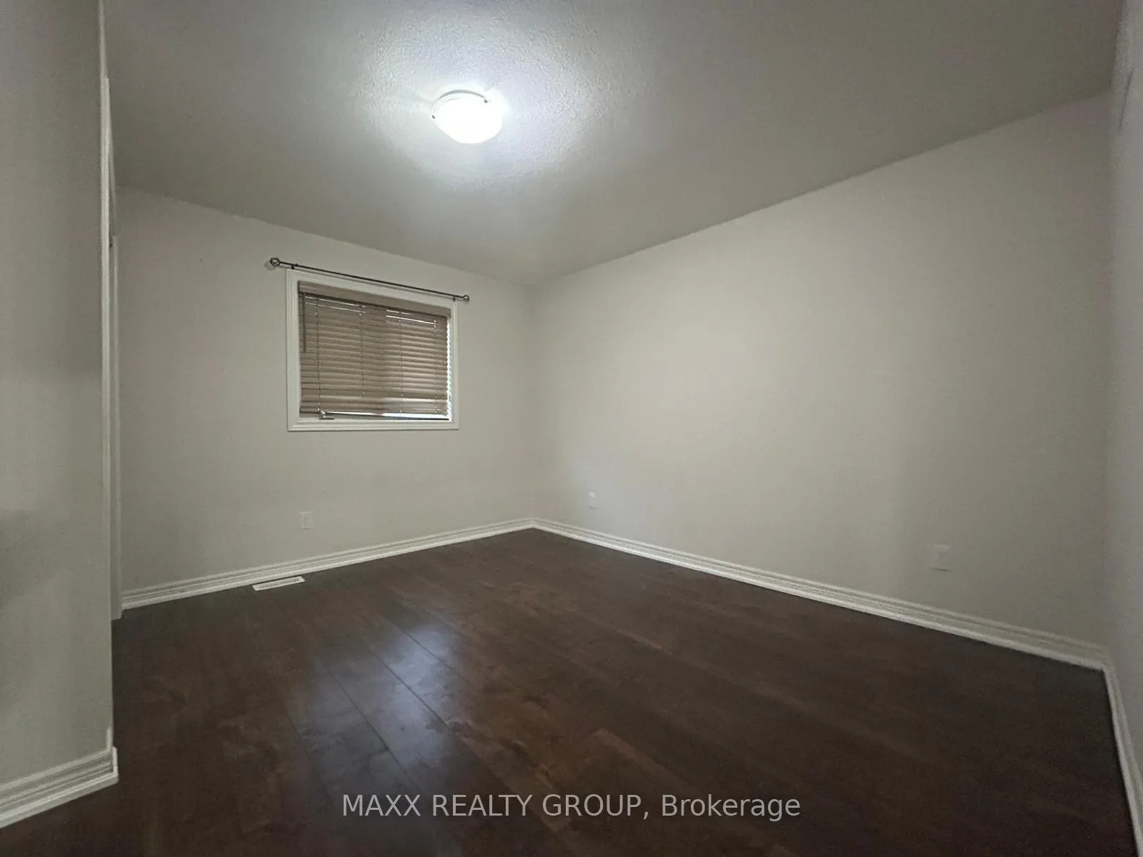 Photo 16 of 9334 Shoveller Drive, Niagara Falls, Forestview — HOMEH