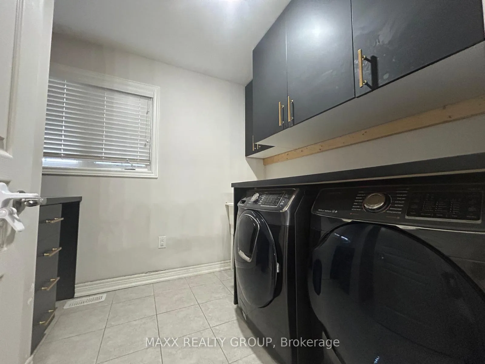 Photo 23 of 9334 Shoveller Drive, Niagara Falls, Forestview — HOMEH