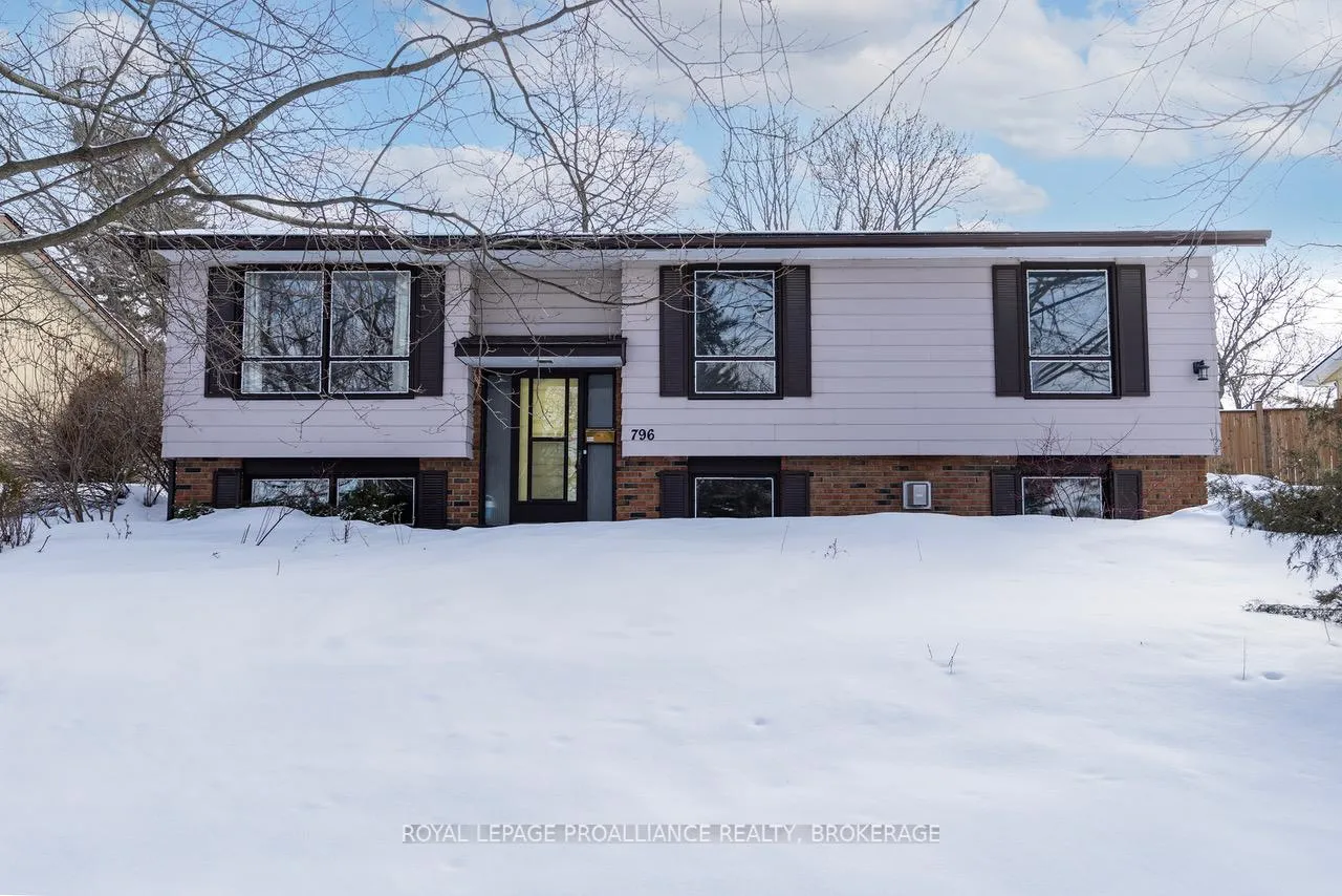 Photo 2 of 796 Hillside Drive, Kingston, South of Taylor-Kidd Blvd — HOMEH