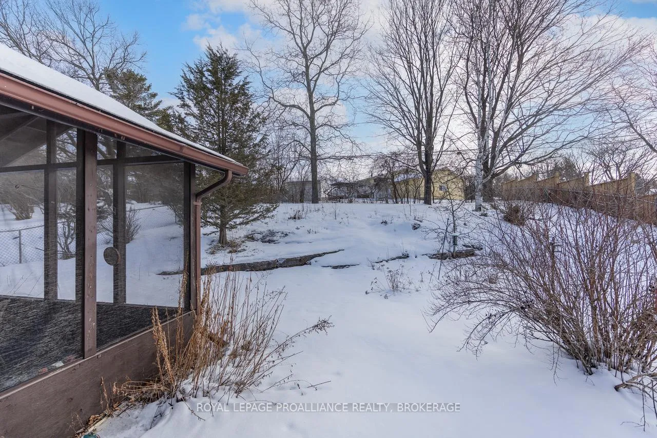 Photo 11 of 796 Hillside Drive, Kingston, South of Taylor-Kidd Blvd — HOMEH