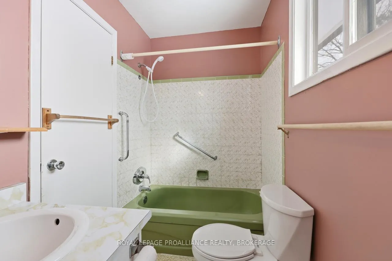 Photo 19 of 796 Hillside Drive, Kingston, South of Taylor-Kidd Blvd — HOMEH