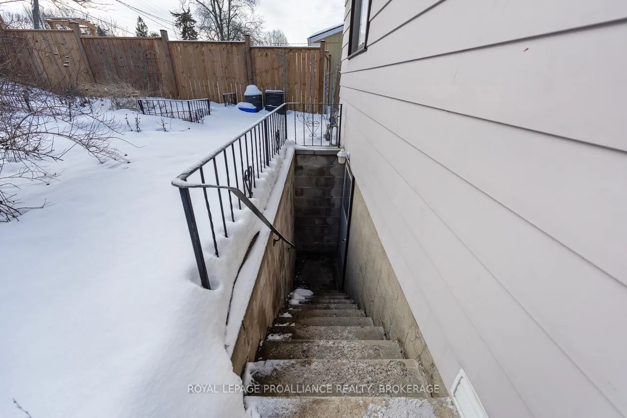 Photo 31 of 796 Hillside Drive, Kingston, South of Taylor-Kidd Blvd — HOMEH