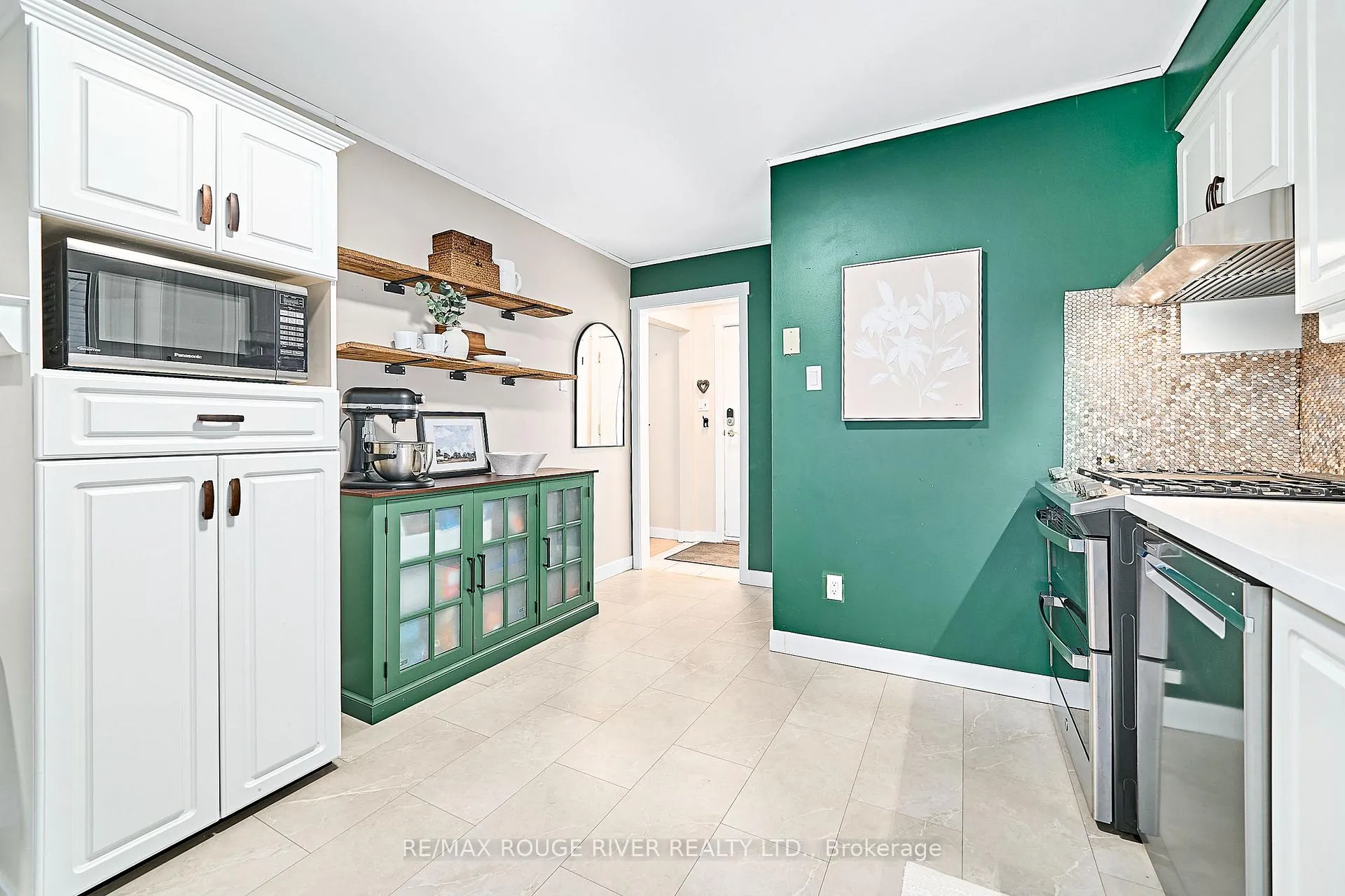 Photo 22 of 550 Garside Drive, Peterborough, Ashburnham Ward 4 — HOMEH