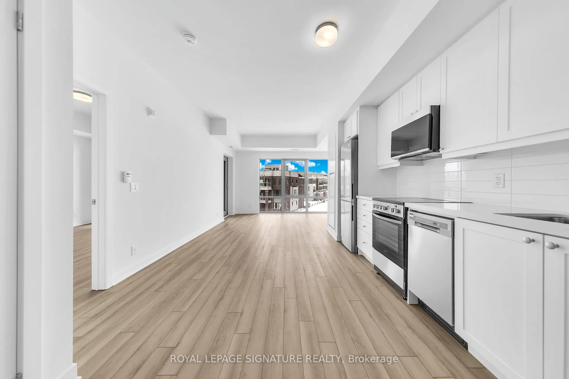 Photo 15 of Unit 312, 51 Clarington Boulevard, Clarington, Bowmanville — HOMEH