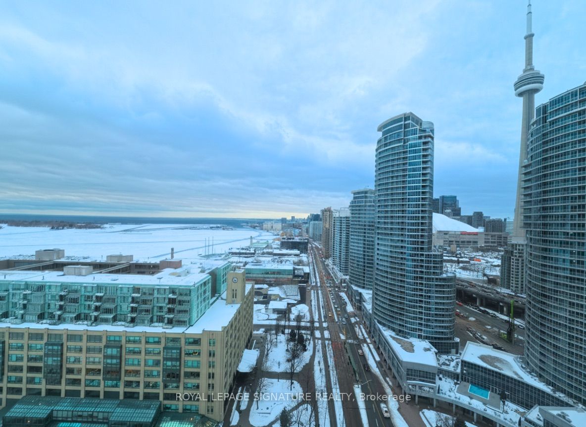 Photo 13 of Unit 2511, 77 Harbour Square, Toronto, Waterfront Communities — HOMEH