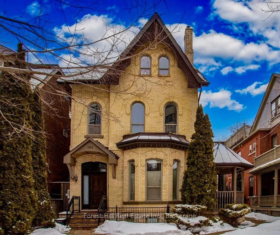 Front of Unit 2, 103 Pembroke Street