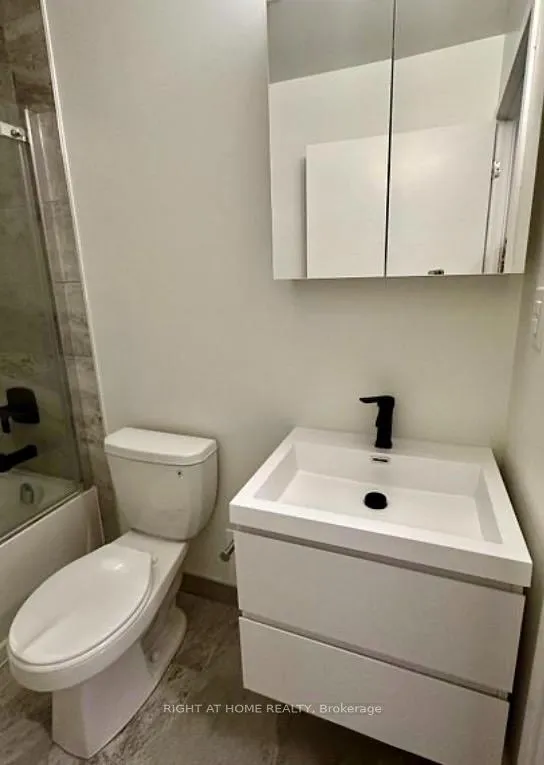 Photo 5 of Unit 1032, 8119 Birchmount Road, Markham, Unionville — HOMEH