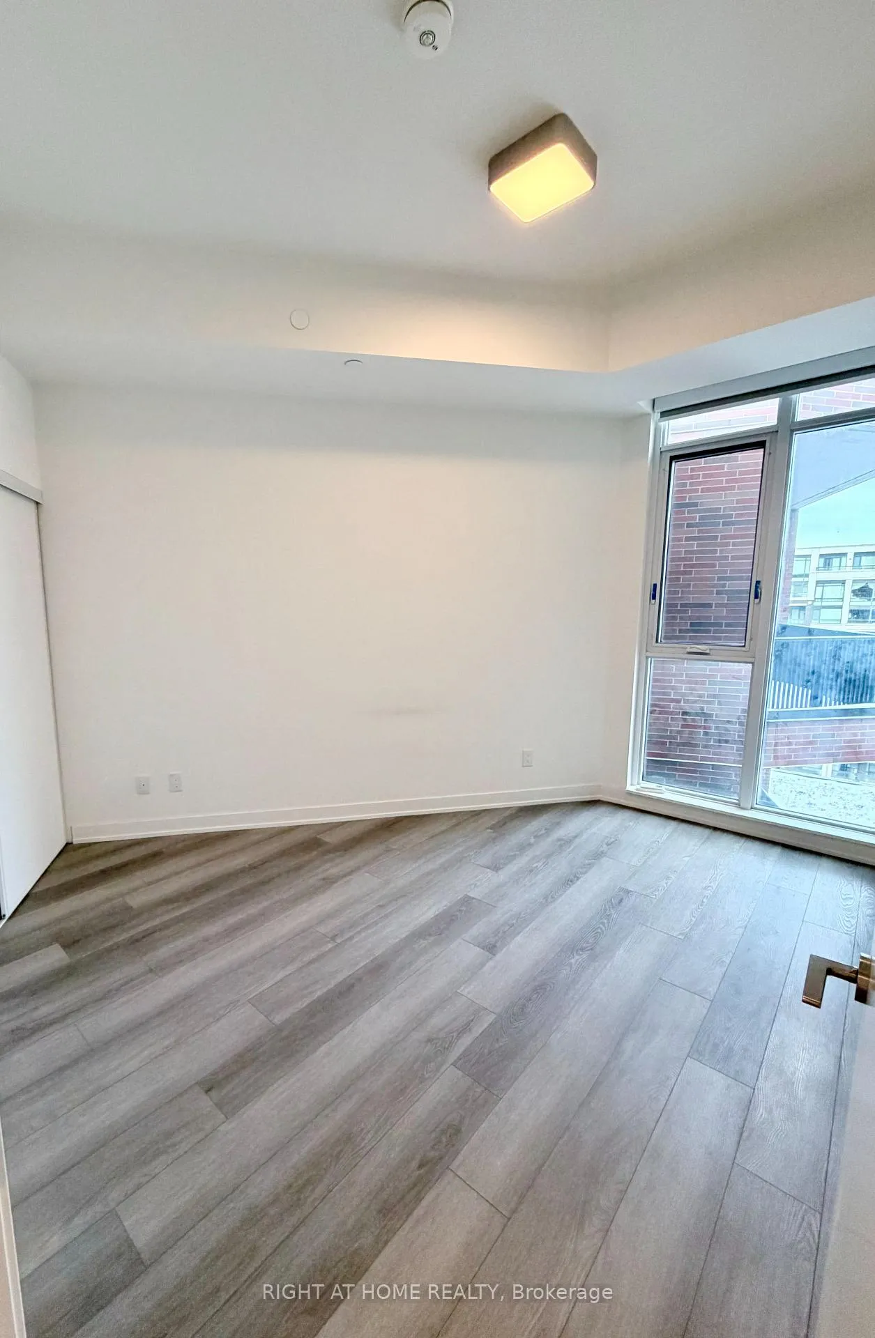 Photo 8 of Unit 1032, 8119 Birchmount Road, Markham, Unionville — HOMEH