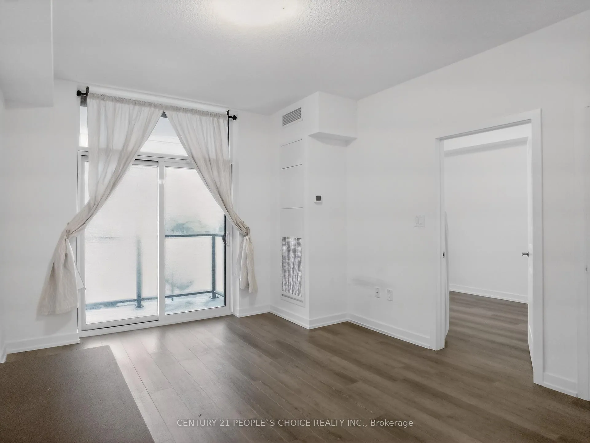 Photo 8 of Unit 419, 470 Dundas Street E, Hamilton, Waterdown — HOMEH