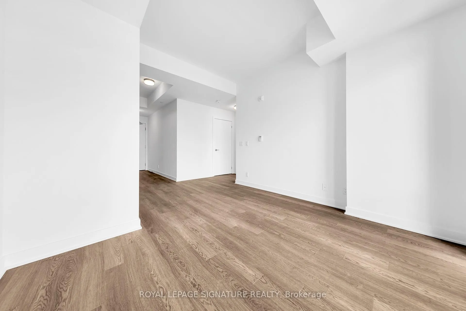 Photo 12 of Unit 325, 51 Clarington Boulevard, Clarington, Bowmanville — HOMEH