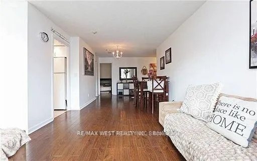 Photo 6 of Unit 2012, 8 Park Road, Toronto, Rosedale-Moore Park — HOMEH