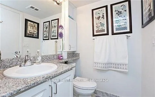 Photo 10 of Unit 2012, 8 Park Road, Toronto, Rosedale-Moore Park — HOMEH