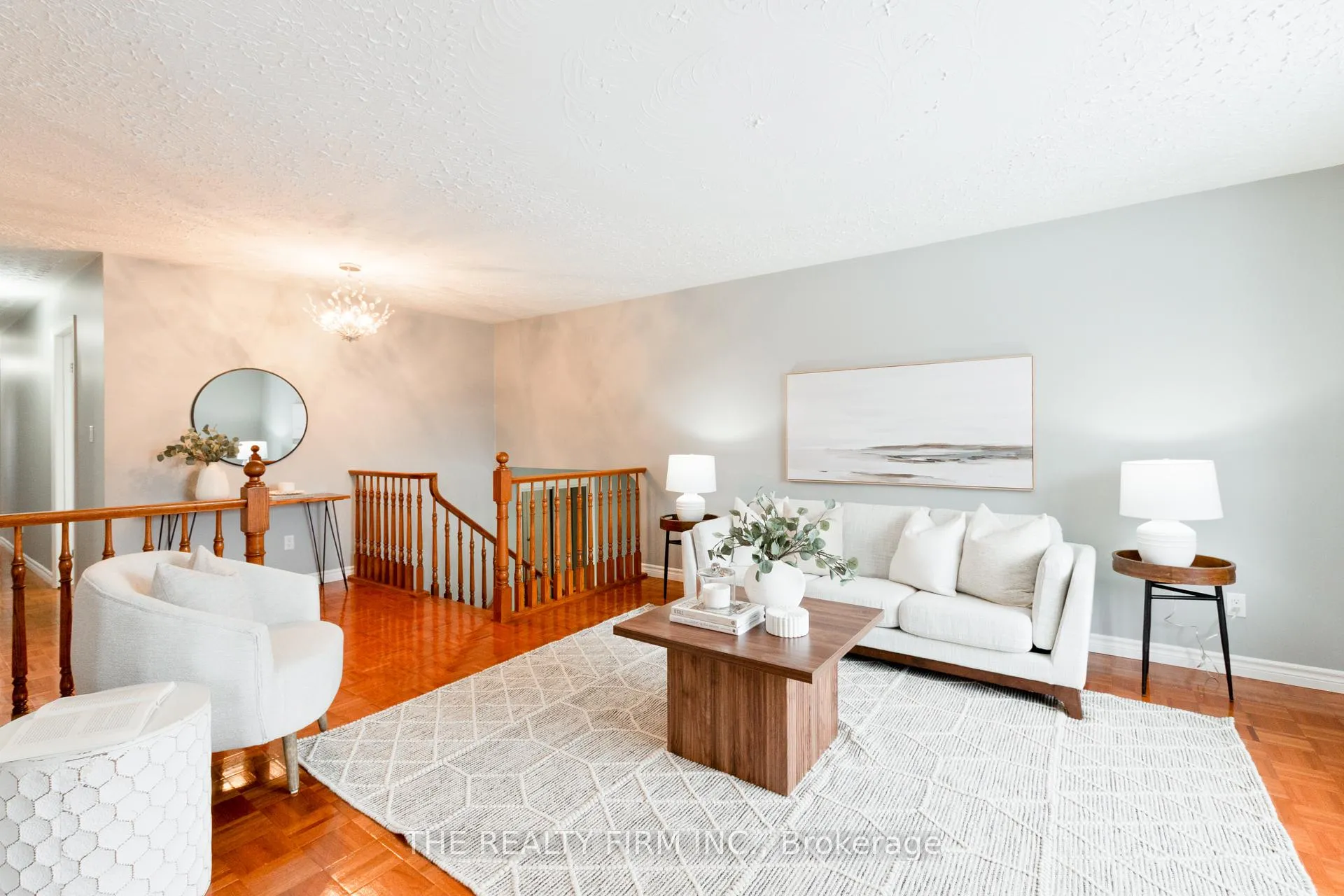 Photo 7 of 10 Westgate Avenue, Strathroy-Caradoc, SW — HOMEH