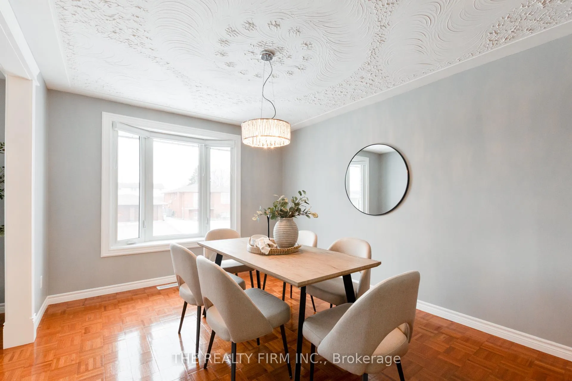 Photo 9 of 10 Westgate Avenue, Strathroy-Caradoc, SW — HOMEH