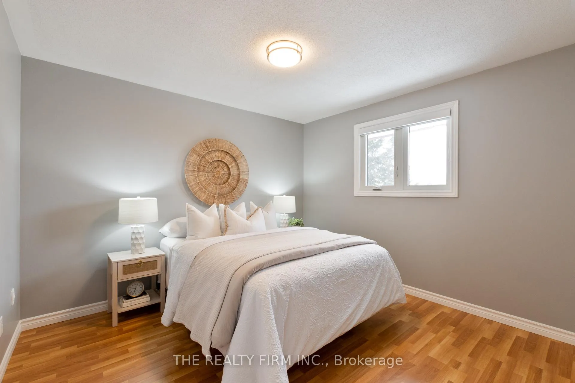 Photo 22 of 10 Westgate Avenue, Strathroy-Caradoc, SW — HOMEH
