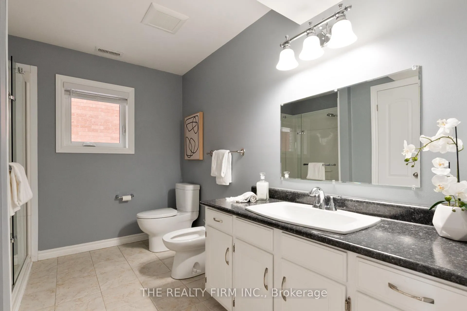 Photo 28 of 10 Westgate Avenue, Strathroy-Caradoc, SW — HOMEH