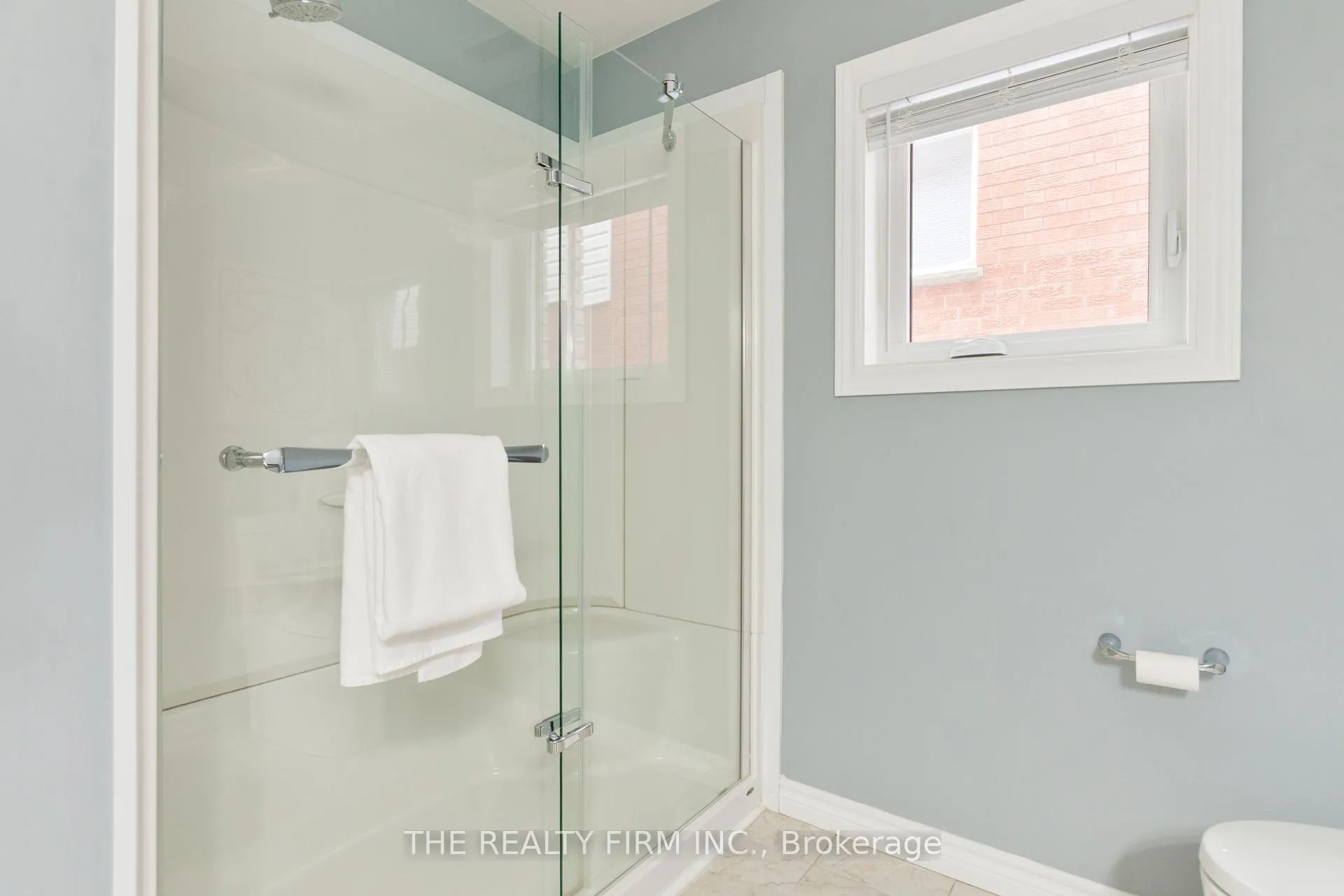 Photo 29 of 10 Westgate Avenue, Strathroy-Caradoc, SW — HOMEH