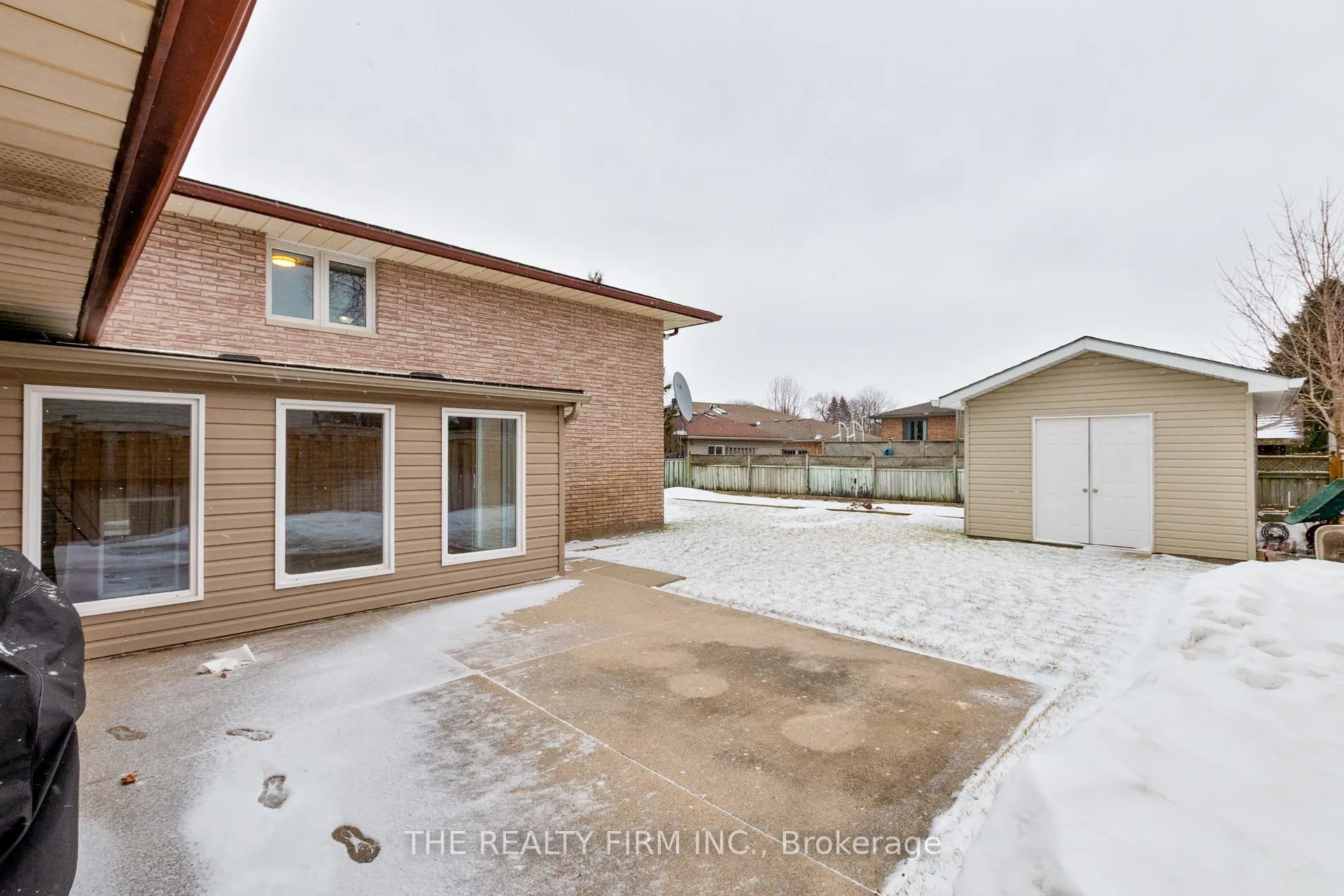 Photo 36 of 10 Westgate Avenue, Strathroy-Caradoc, SW — HOMEH