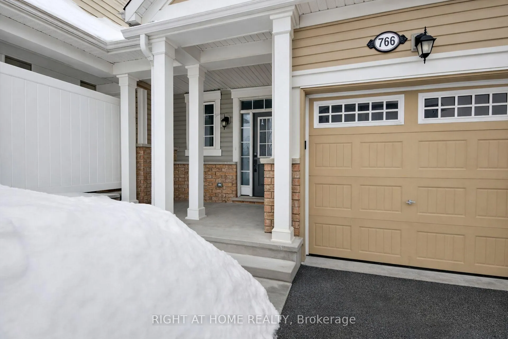 Photo 2 of 766 Mayfly Crescent, Ottawa, Barrhaven - Half Moon Bay — HOMEH