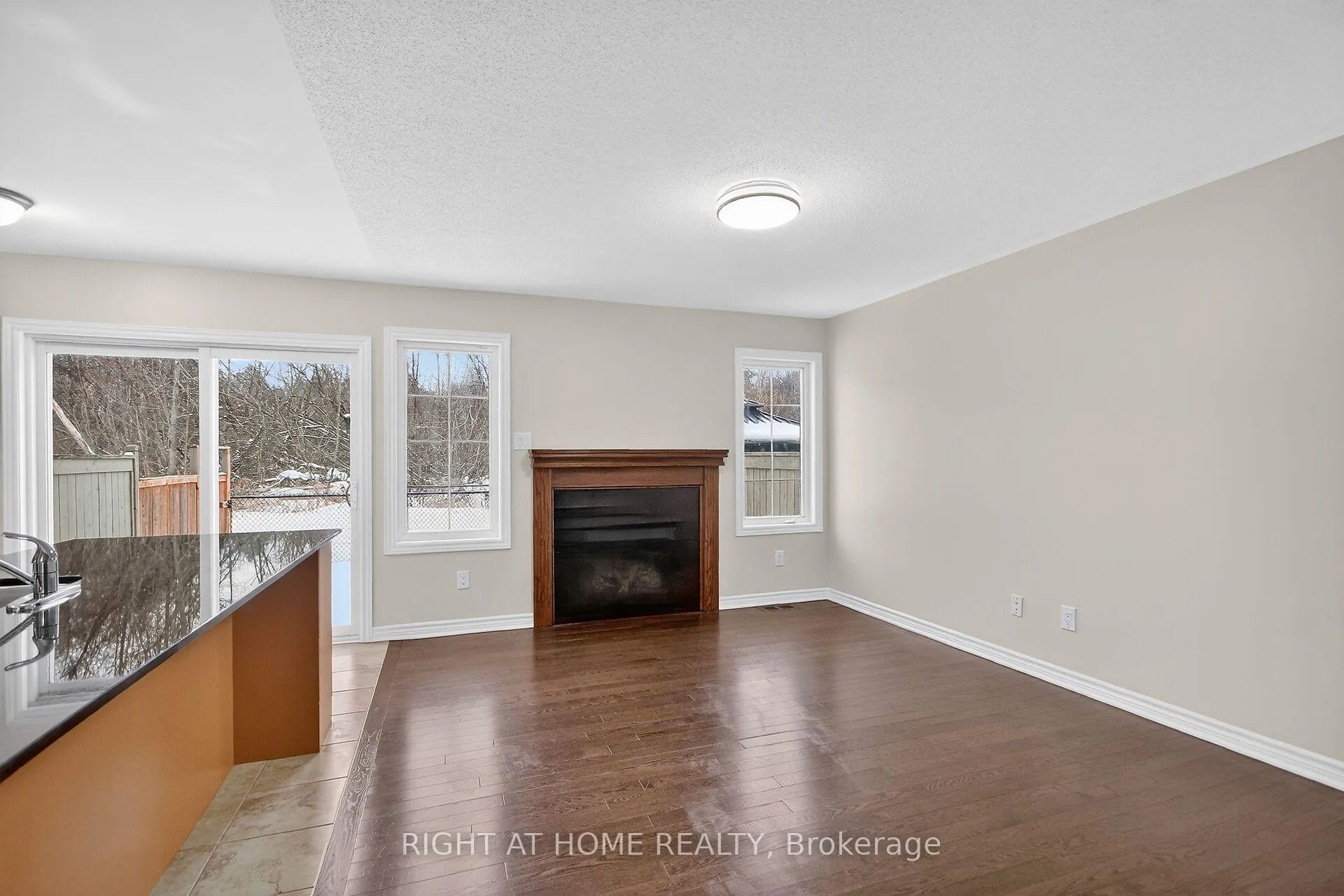 Photo 24 of 766 Mayfly Crescent, Ottawa, Barrhaven - Half Moon Bay — HOMEH