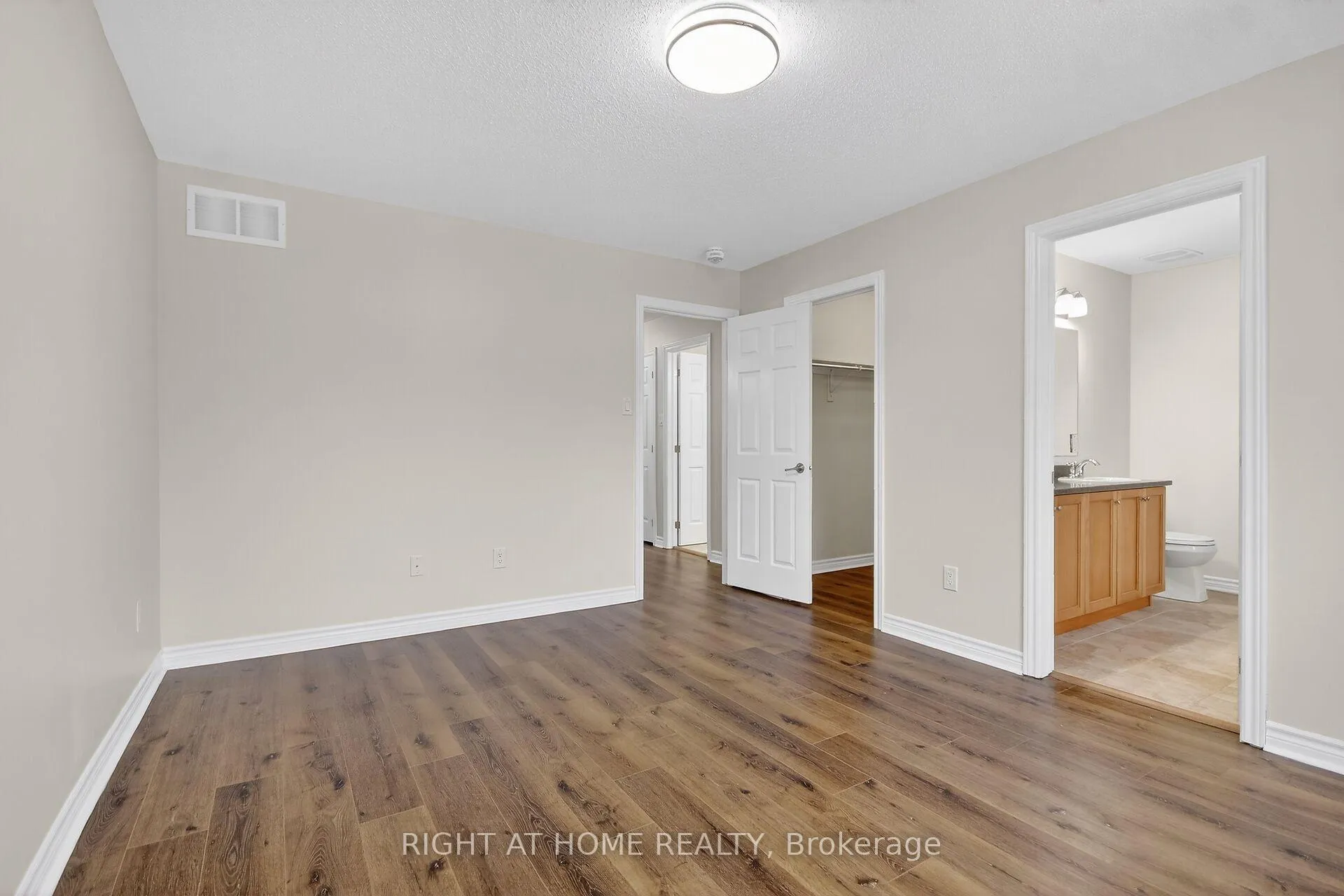 Photo 28 of 766 Mayfly Crescent, Ottawa, Barrhaven - Half Moon Bay — HOMEH