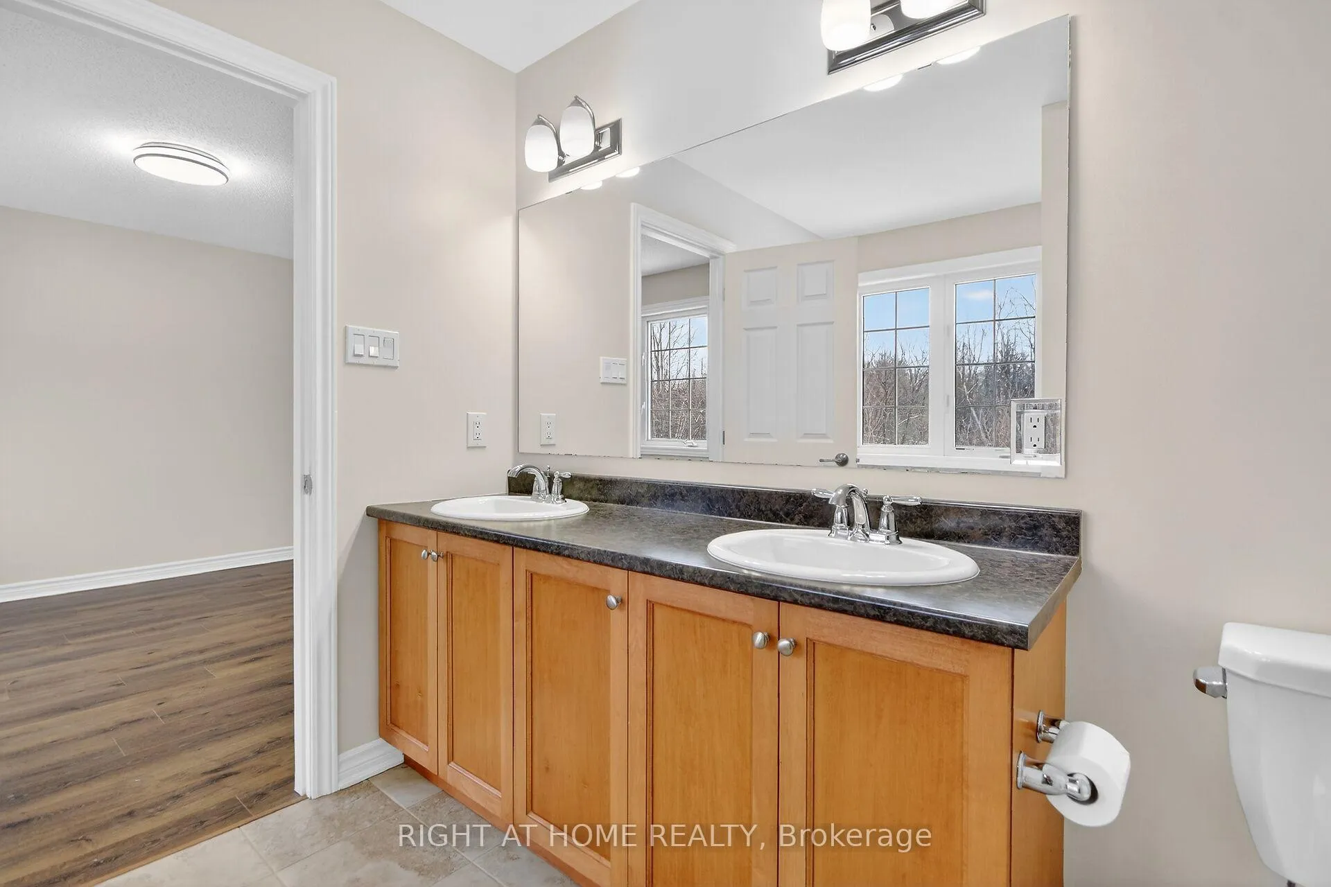 Photo 31 of 766 Mayfly Crescent, Ottawa, Barrhaven - Half Moon Bay — HOMEH