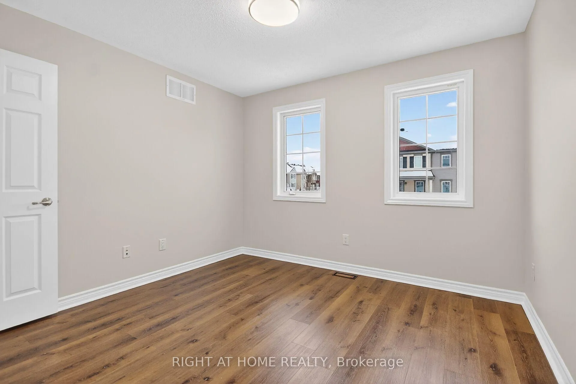 Photo 34 of 766 Mayfly Crescent, Ottawa, Barrhaven - Half Moon Bay — HOMEH