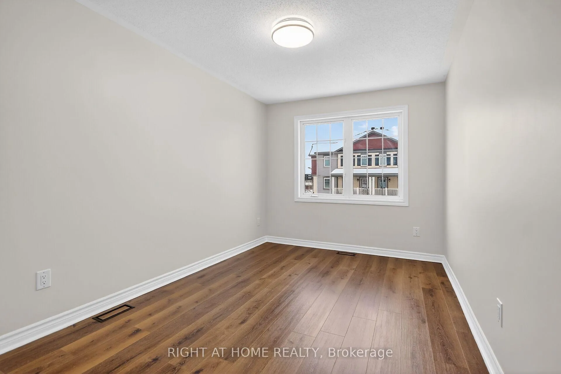 Photo 36 of 766 Mayfly Crescent, Ottawa, Barrhaven - Half Moon Bay — HOMEH