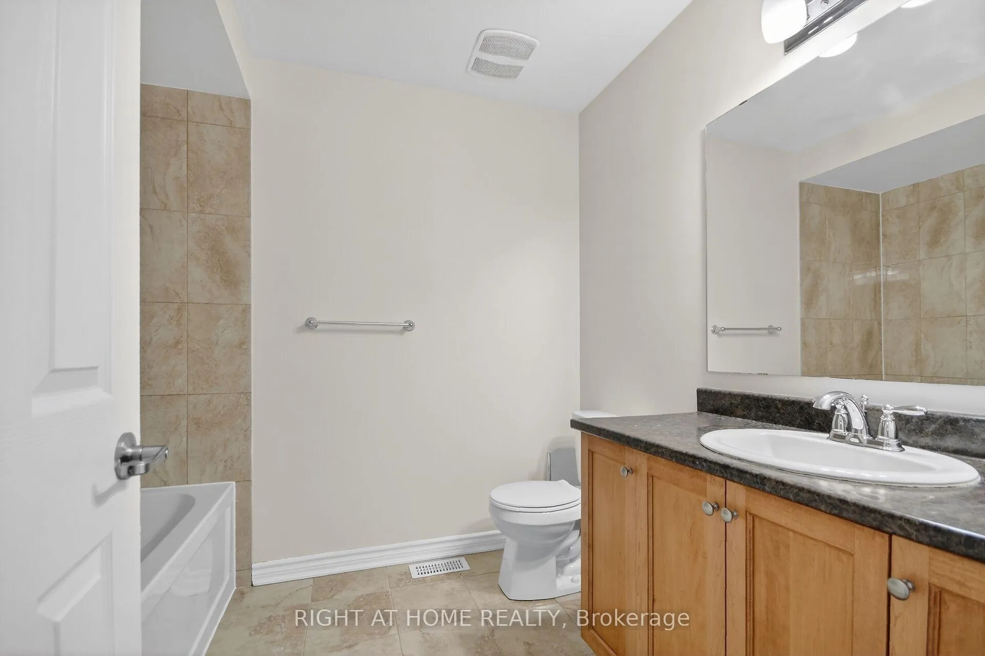 Photo 39 of 766 Mayfly Crescent, Ottawa, Barrhaven - Half Moon Bay — HOMEH