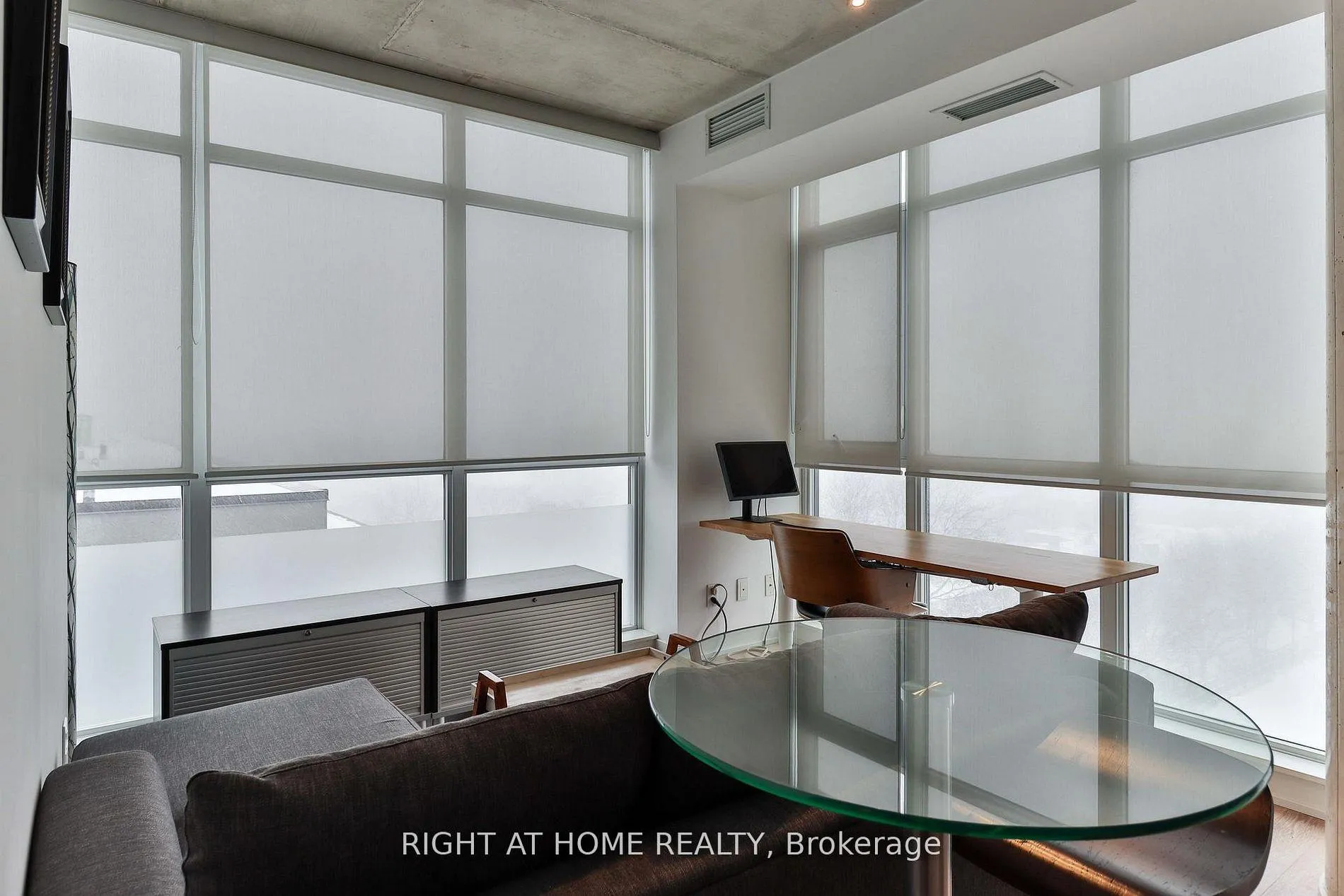Photo 6 of Unit 906, 1190 Dundas Street E, Toronto, South Riverdale — HOMEH