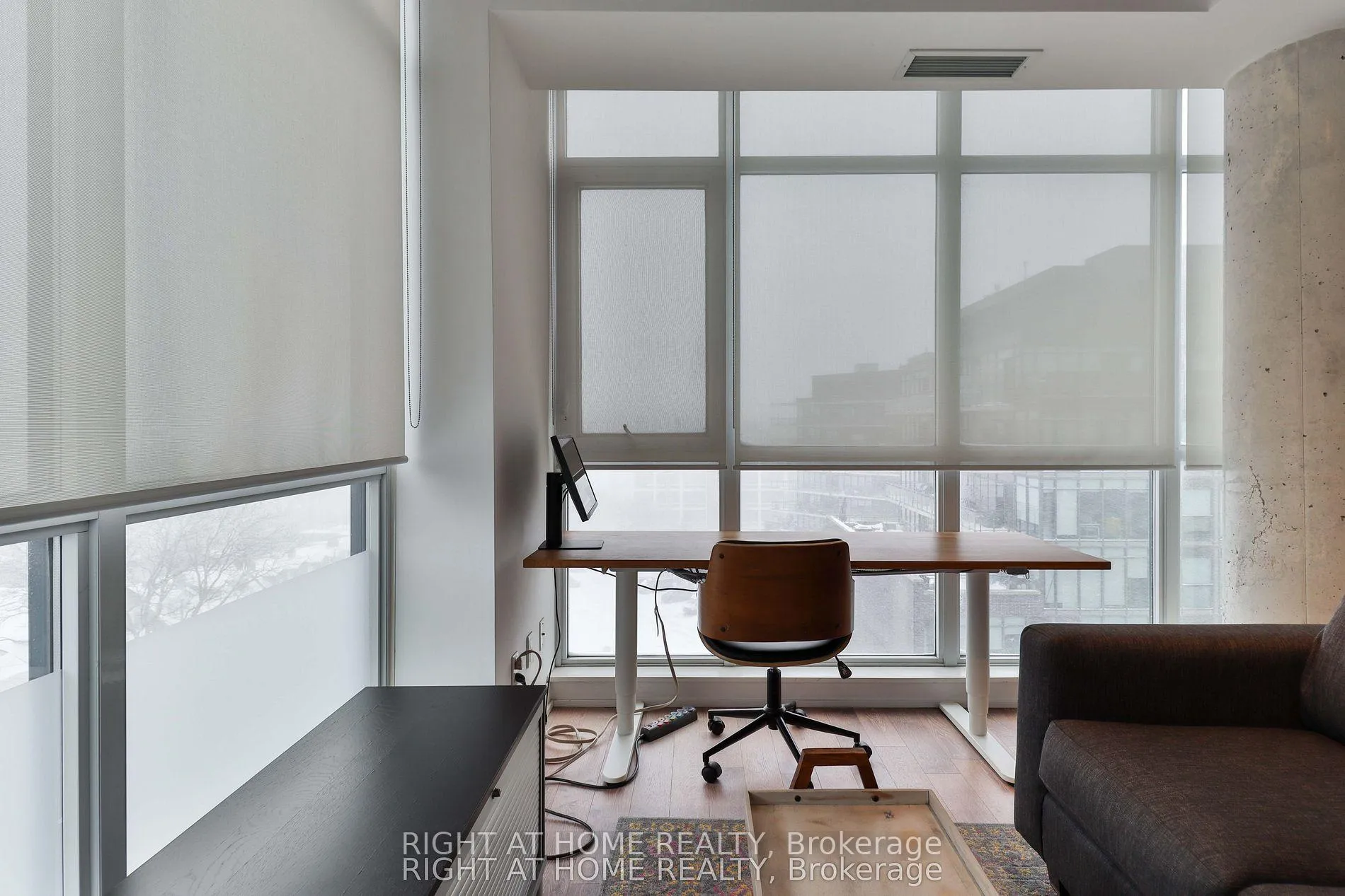 Photo 7 of Unit 906, 1190 Dundas Street E, Toronto, South Riverdale — HOMEH